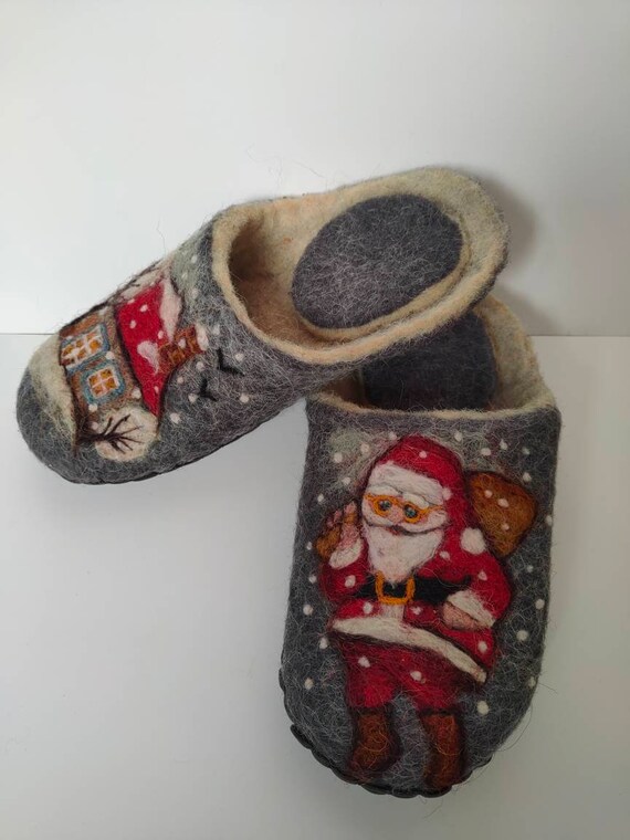 Handmade Wool Slippers/ Felted Slippers/ Eco Natural Wool Slippers With Natural Leather Soal/ Warm Gift