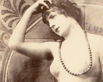 Années 1900 Romantique Art Nouveau Posé Femme Série RPPC Risque