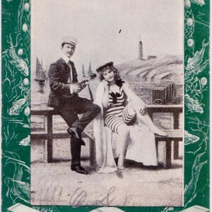 Carte postale avec photo réelle de 1909, la belle au bord du lac, prétendant ukulélé