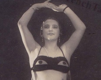 Carte postale ancienne des années 1910 L&#39;actrice burlesque Edy Vayland dans « Maschera Nuda »