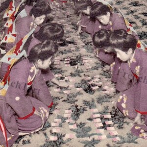 Cartas de baralho de gueixas japonesas com impressão negativa de vidro da década de 1920 entre as duas guerras mundiais