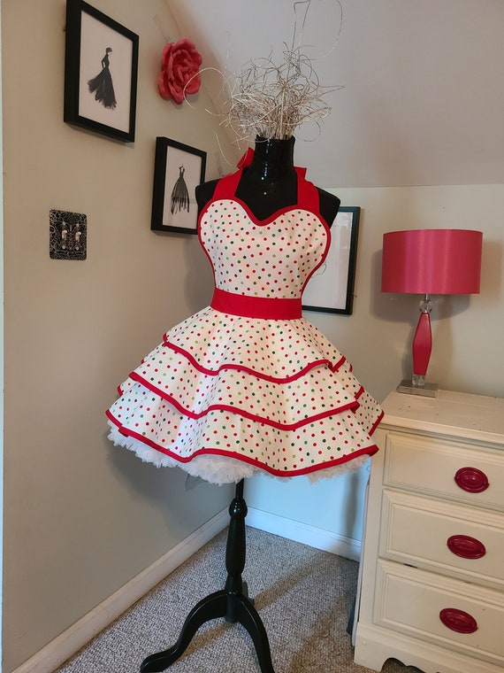 christmas hostess dress Just had to post a little moment for this Christmas hostess outfit! I  carefully curated it to ensure it was head-to-toe vintage, secondhand,  handmade and small biz, and it all came together
