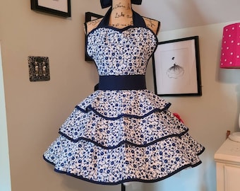 Pioneer Woman Hostess Apron- Made from Licensed Fabric