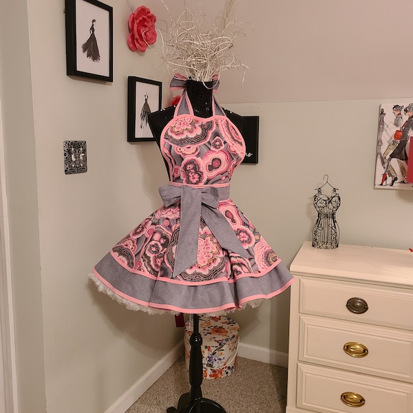 Fun and Flirty Hostess Apron