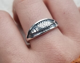 Sardine fish ring | .925 sterling silver jewelry | fishing ring | minimalistic jewelry | boho accessory |  hypoallergenic