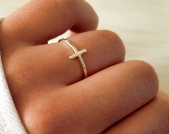 Cross ring | 925 sterling silver plated | faith ring | Christian jewelry | promise ring | cross promise ring | gift for her | minimalistic