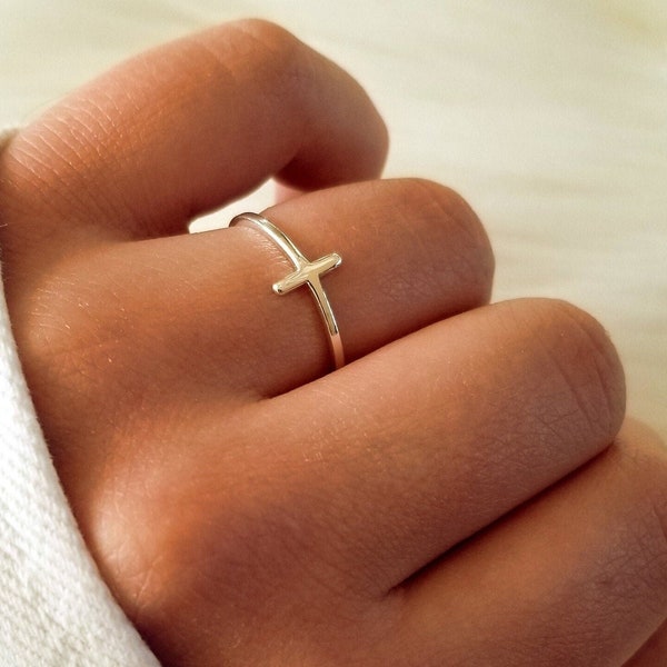 Bague croix | Argent sterling 925 plaqué | bague foi | Bijoux chrétiens | bague de fiançailles | bague de promesse croisée | cadeau pour elle | minimaliste