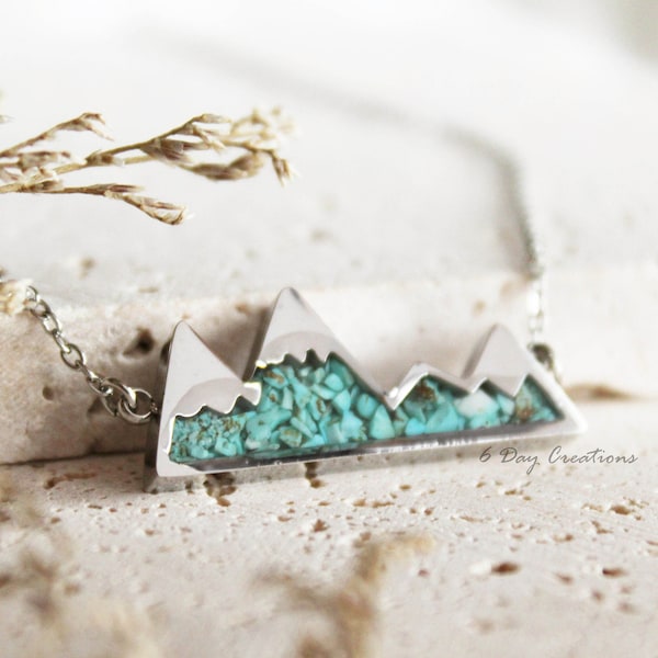 Mountain necklace | real turquoise stones | wanderlust | stainless steel | dainty accessory | cute nature jewelry | mountain range | unique