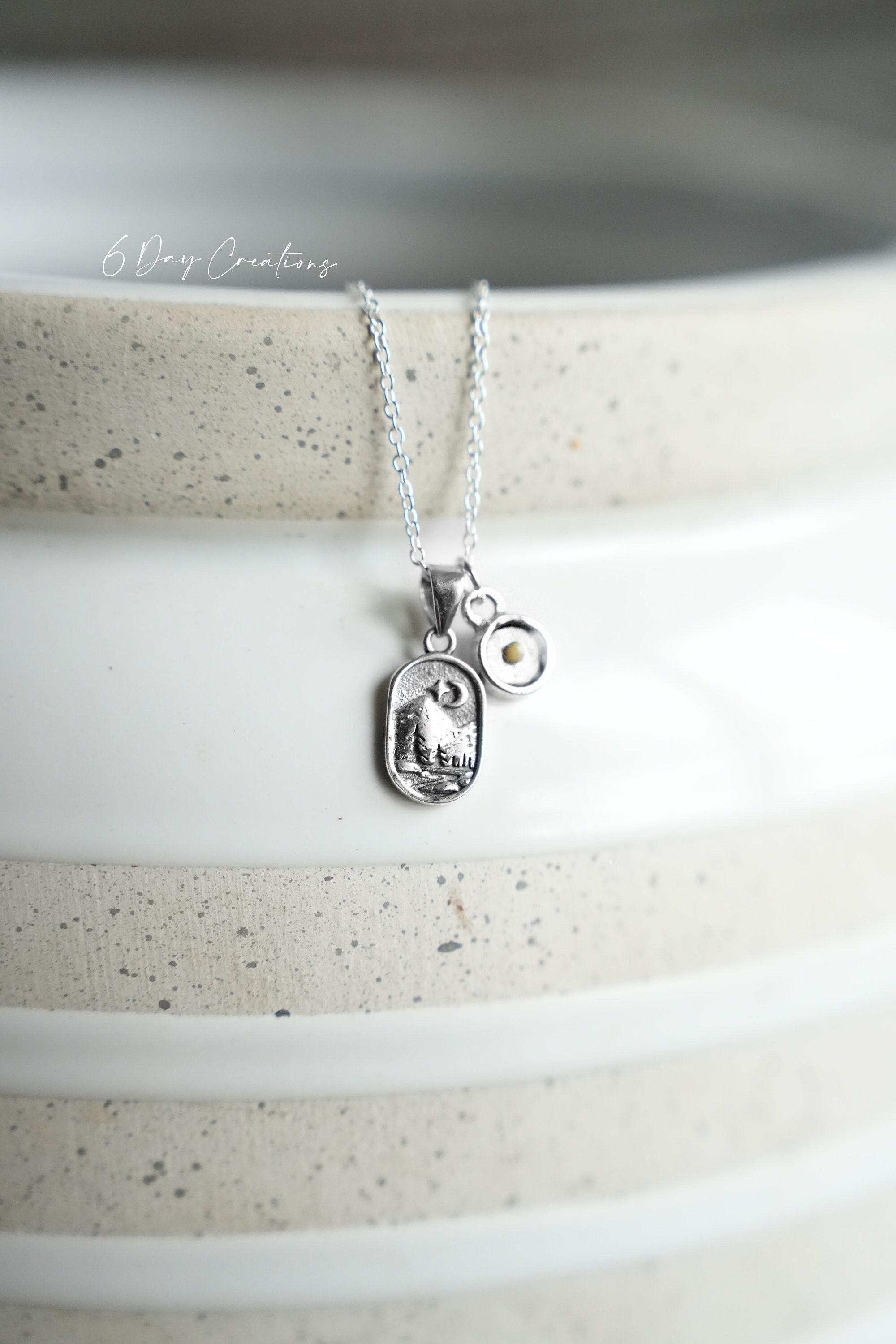 Collana con ciondolo a forma di Freccia - Gioielli - Collane - di H... | su
