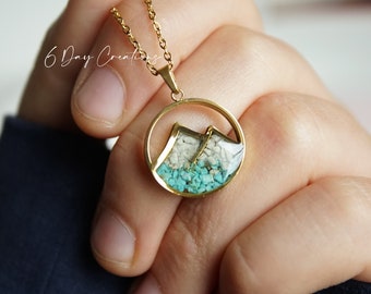 Mountain necklace | turquoise and white howlite stones | wanderlust | stainless steel | cute nature jewelry | mountain scene | unique