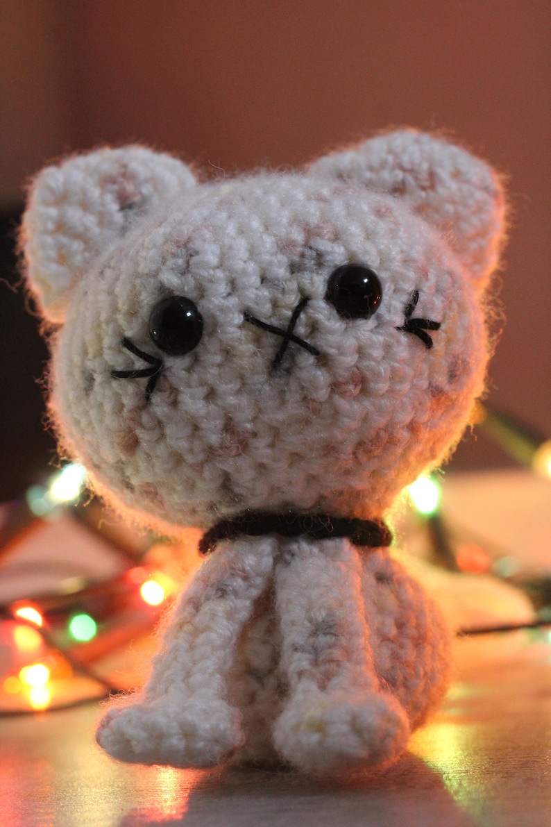 Cecil the Cat Amigurumi crochet cat plush image 2