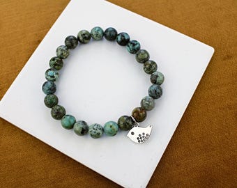 Bracciale con gemma turchese africana, bracciale con ciondoli e perline fatto a mano