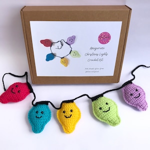 Christmas crochet kit, crochet kits with yarn, crochet kit beginner, craft kits for women, crochet kit UK, crochet kit for adults