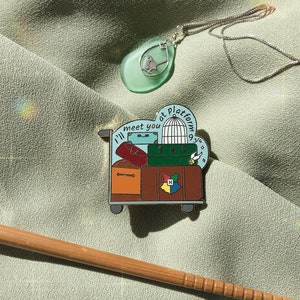 Wizard Trolley Pin | HP inspired Pin | Enamel pin