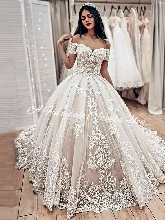 Gorgeous princess 2025 wedding dresses