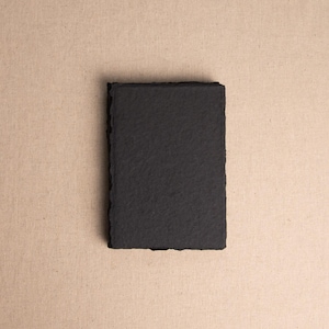 Papier fait main en noir | Feuille de papier Deckle Edge| Papier chiffon chiffon de coton | Feuille écologique recyclée pour faire-part de mariage