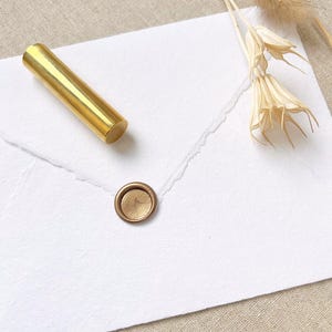 Petite Blanc Wax Stamper | Carimbo de cera | Selos de cera para convites de casamento | Selos de cera autoadesivos