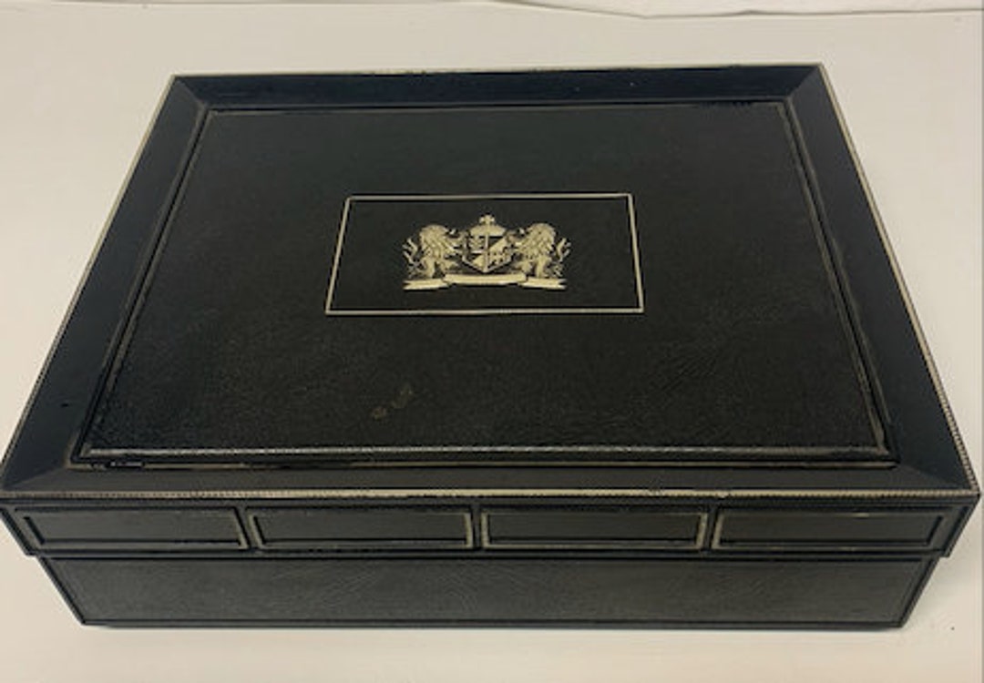 House of Windsor Cigar Box Black Plastic Vintage Etsy