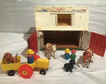 Fisher Price - Play Family Farm - 1967 - INCOMPLETE