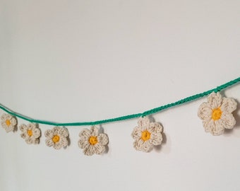 Crochet Daisy Garland - Garland - Crochet Home Decor - Handmade - Danish Pastel decor - Handmade Garland - Home Accessories - Crochet Gift