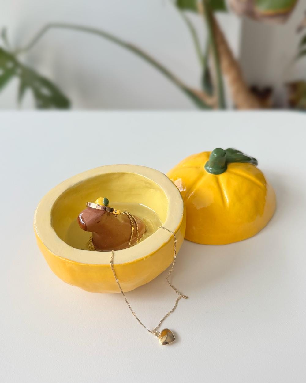 Capybara Yuzu Trinket Dish with Lid, Handmade Clay Jewelry Box, Whimsical Fruit Decor