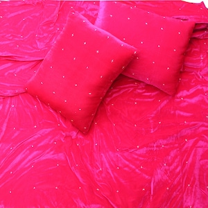 Fuchsia Ombre Velvet Quilt, Fuchsia Throw Blanket, Fuchsia Queen Quilt, Fuchsia King Quilt, |Starry Hand QuiltedBeauty and Health Gift Set|