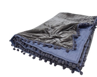 Grå Ombre Velvet Quilt: Handsydd Starry Pom Pom Throw Blanket