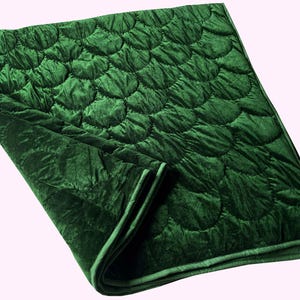 Emerald Green Velvet Quilt, Velvet Comforter, Queen Quilt, Emerald Green King Size Quilt, Quilt For Sale Throws And Blankets Velvet Gift.
