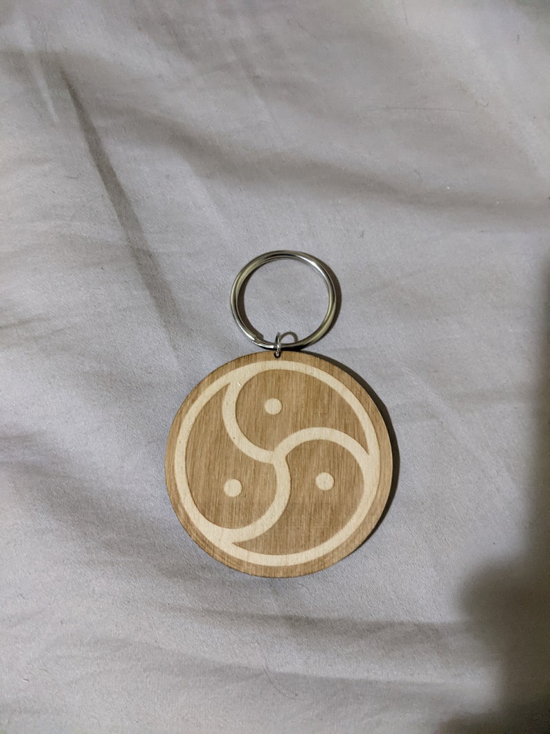 Wooden BDSM Triskelion Keychain