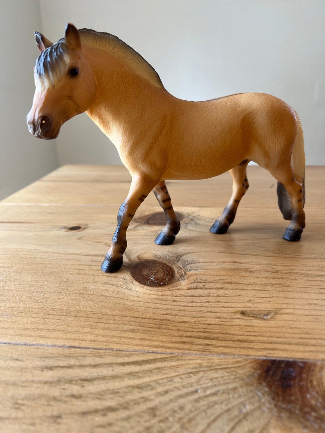 Breyer henry Norwegian Fjord Horse model 482 Etsy