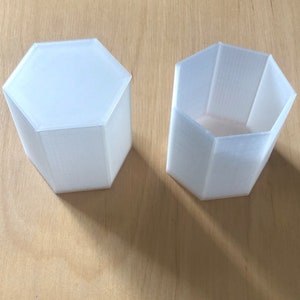 Customized Polygon-shaped Containers/Cups (pick the size and number of sides you want!)