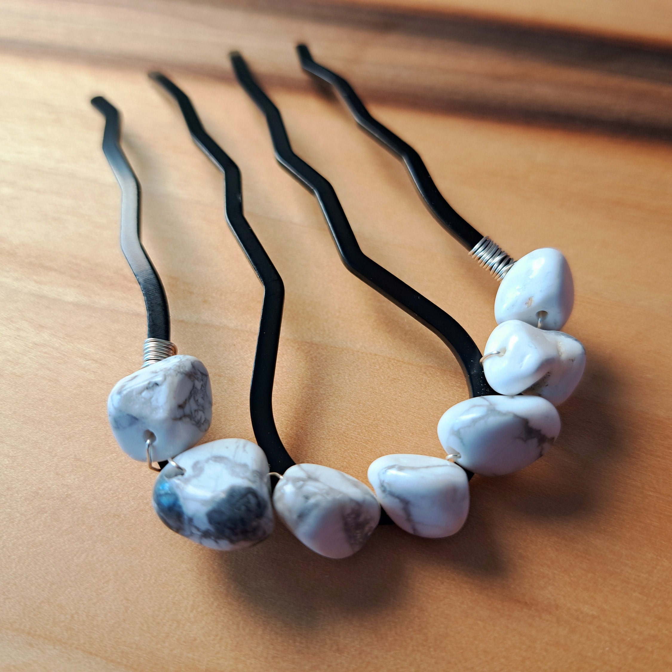 Howlite Hair Fork/gemstone Hair Stick/4 Prong Crystal Hair  display picture 3