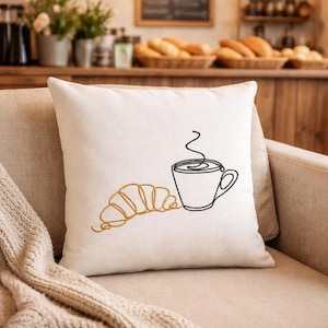 Diseño de bordado de croissant y taza de café: Patrón de desayuno (Descarga digital)