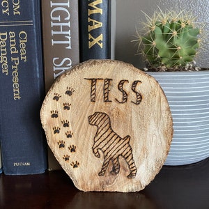 Custom Wood Burned Pet or Animal Wood Slice Decor