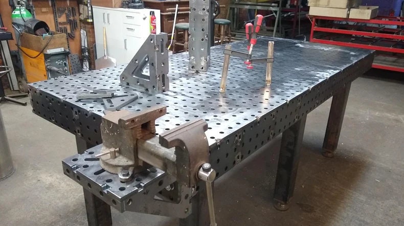 Rolling cheap welding table