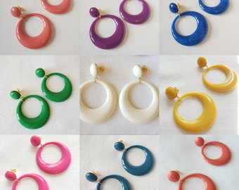 Vintage style resin hoop earrings