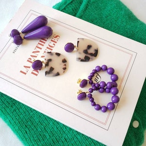 Boucles d'oreilles Léopard violet vert fushia Léopard violet