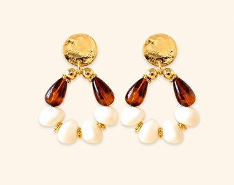 Mini two-tone hoop earrings with resin beads