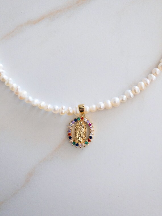 Virgin mary necklace / religious necklace / religious pearl necklace / gift for mom / mothers day gift /