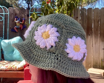 Crochet Flower Bucket Hat 