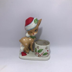 ヴィンテージの小さなトナカイの手描きの上質な素焼きの磁器キャンドル、小さな植物ホルダー。キッチュな装飾、ホリデーデコレーション、クリスマスギフト。