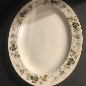 Vintage Royal Doulton &#39;&#39;Larchmont&#39;&#39; Serving Platter White with Green multi colored leaves and gold trim.Made in England translucent China.