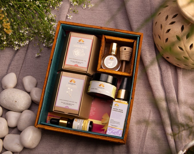 Women's Luxury Gift Set | Vegan Cosmetic Gift Box | Self-Care Hamper | Vegan-Friendly | Anniversary Gift For Her
