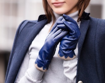 Beatrice. Women's Leather Touchscreen Gloves