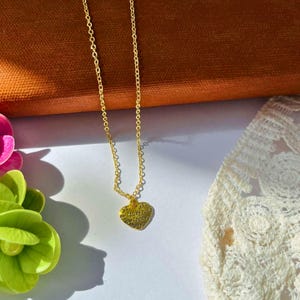 Collier pendentif en or gravé « Je t&#39;aime » Collier chaîne fine personnalisé pour couples Collier assorti personnalisé Anniversaire Cadeau d&#39;anniversaire