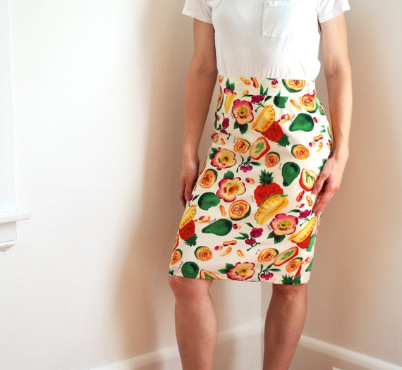 Vintage Silk Pencil Skirt with Fun Fruit and Flow… - image 1