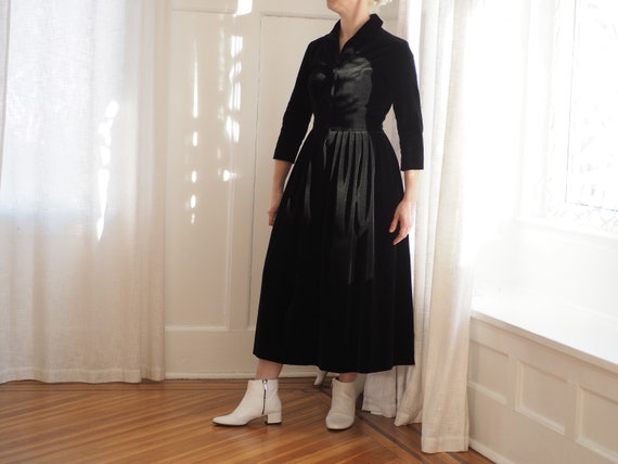 Vintage Black Velvet Midi Dress