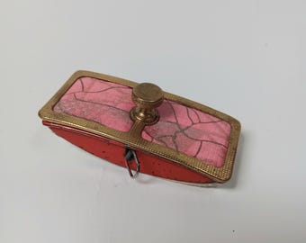 Cinta métrica retráctil vintage rosa y dorada con papel secante