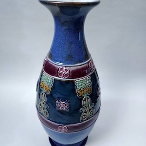 Antique 1903 Doulton Lambeth Vase
