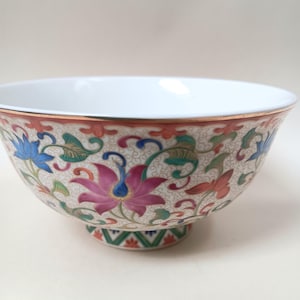 Chinese Porcelain Handpainted Lotus Peacock Bowl